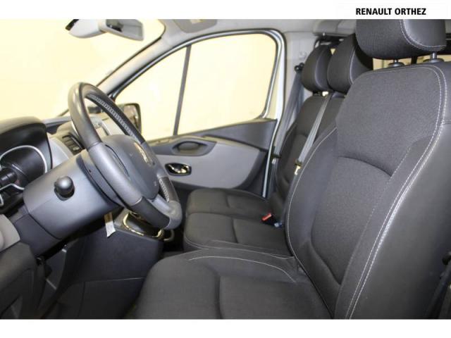 Renault Trafic image 2