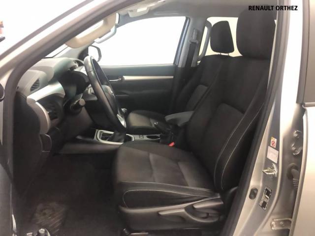 Toyota Hilux image 6
