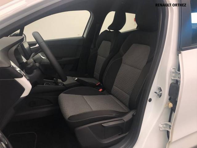 Renault Clio image 9