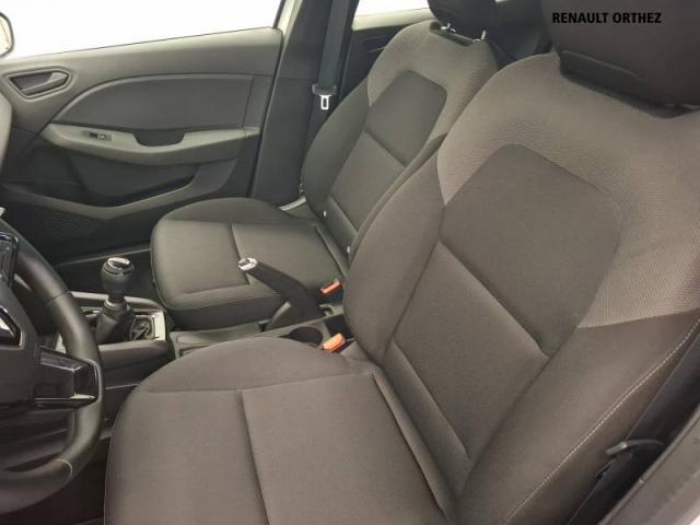 Renault Clio image 9