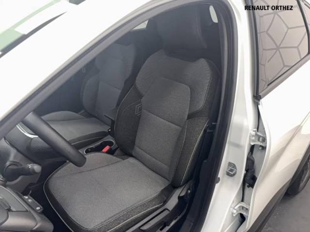 Renault Captur image 9