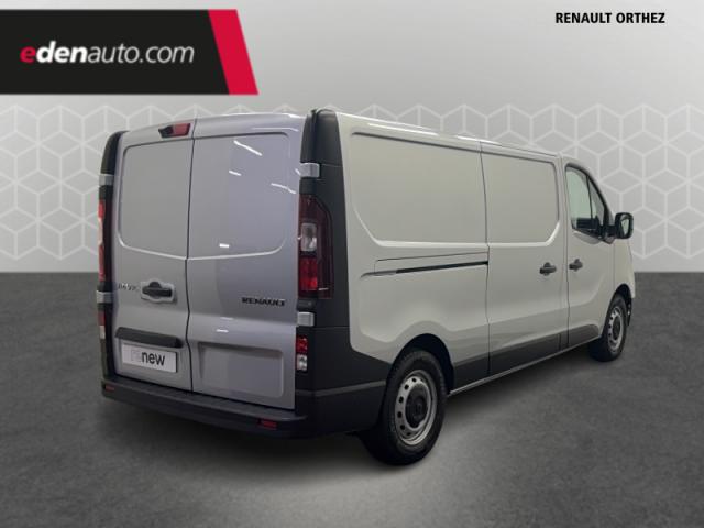 Renault Trafic image 2