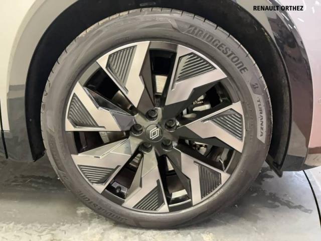 Renault Rafale image 4