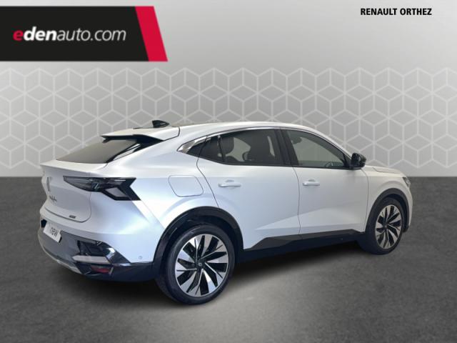 Renault Rafale image 9