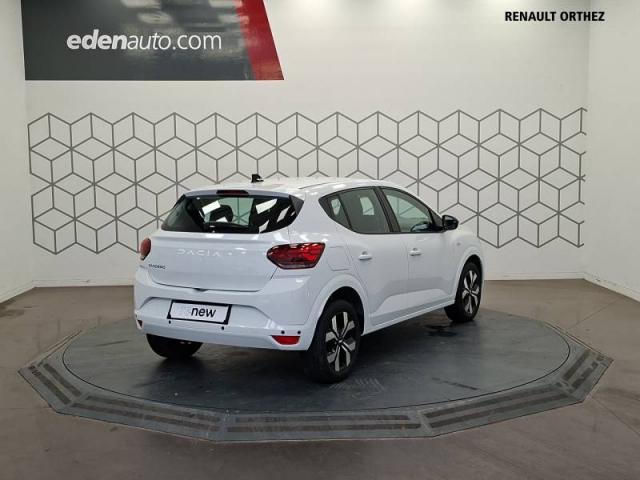 Dacia Sandero image 2