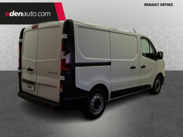 Renault Trafic image 2
