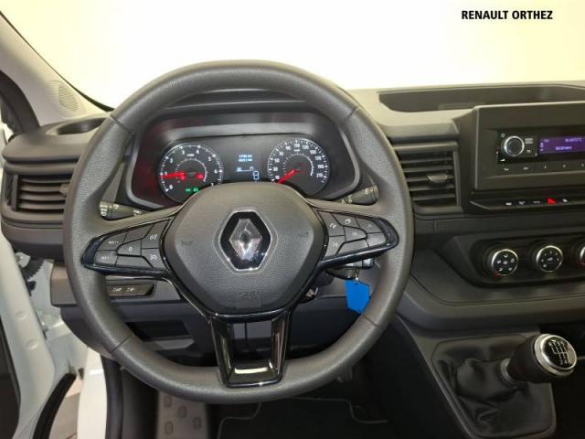 Renault Trafic image 4