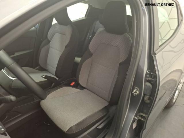 Renault Clio image 9