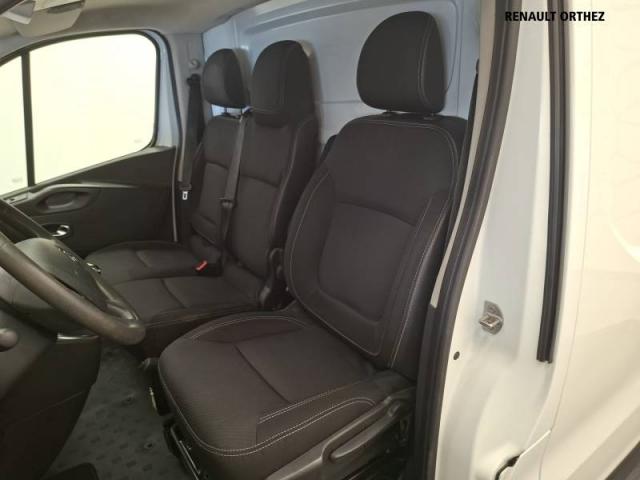 Renault Trafic image 9