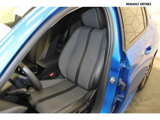Peugeot 208 image 9