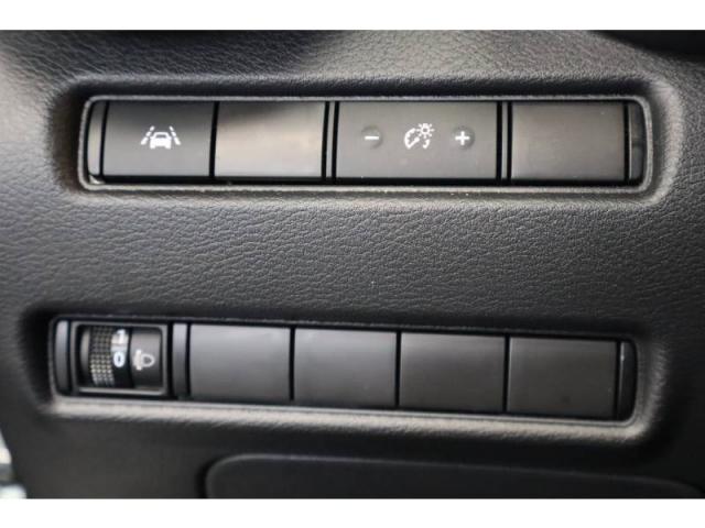 Nissan Juke image 1