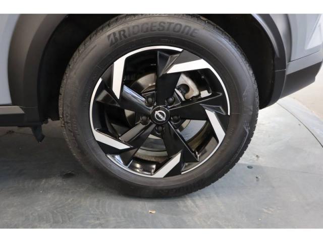 Nissan Juke image 4