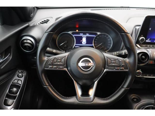 Nissan Juke image 9