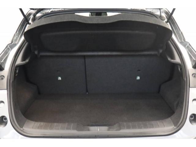 Nissan Juke image 8