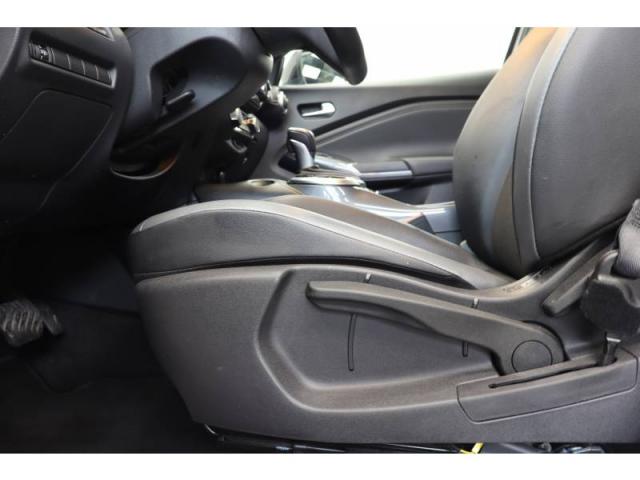 Nissan Juke image 9