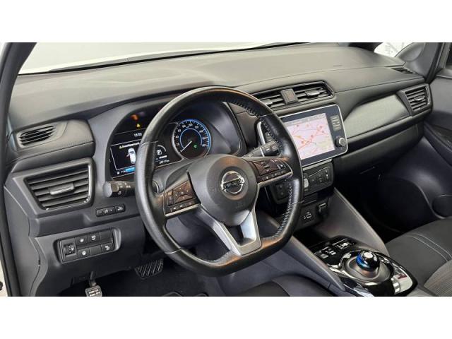Nissan Leaf image 2