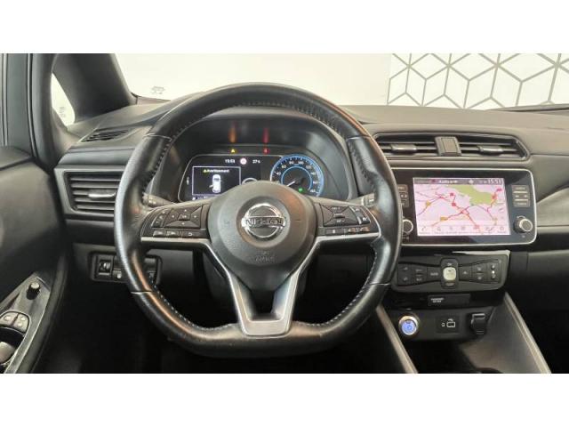 Nissan Leaf image 9