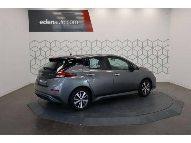 Nissan Leaf image 1