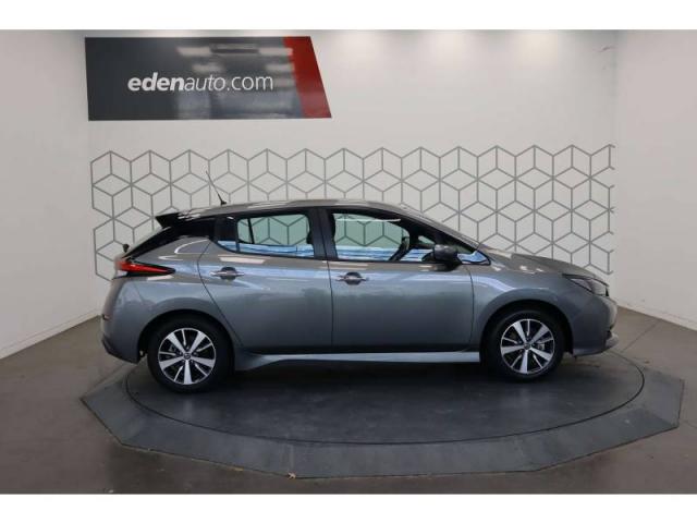 Nissan Leaf image 9