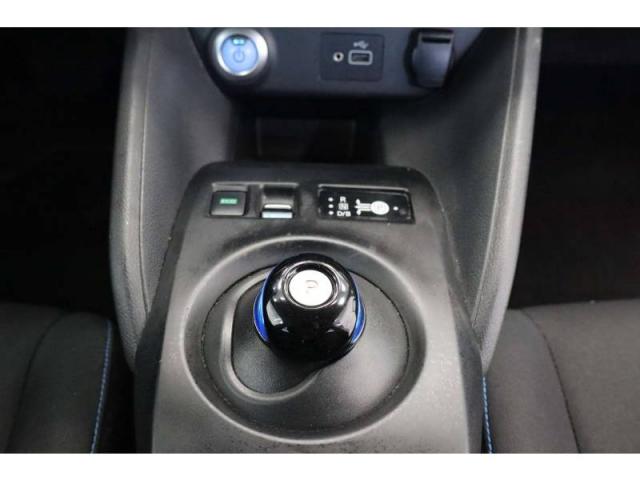 Nissan Leaf image 8