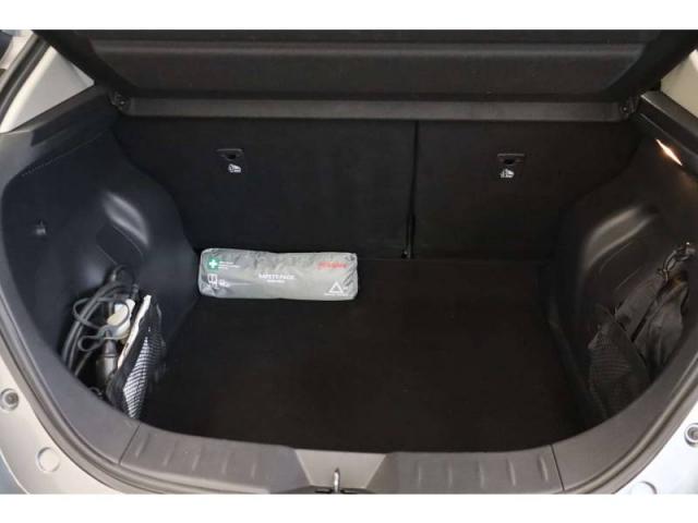 Nissan Leaf image 6