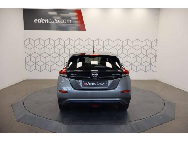 Nissan Leaf image 5