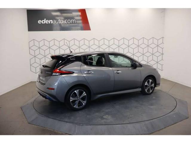 Nissan Leaf image 4