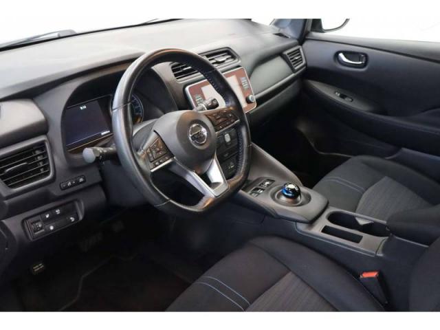 Nissan Leaf image 3