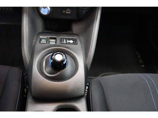 Nissan Leaf image 8