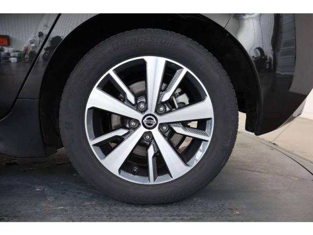 Nissan Leaf image 7