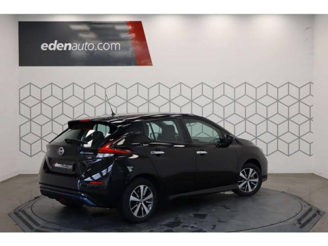 Nissan Leaf image 1
