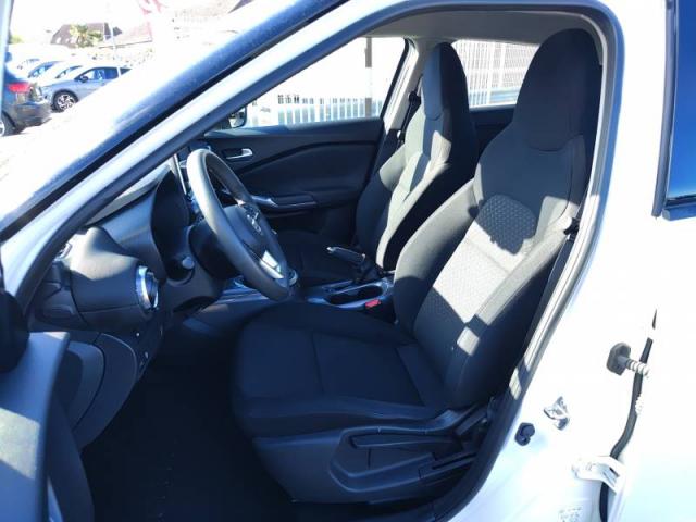 Nissan Juke image 9