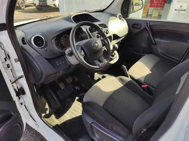 Nissan Nv250 image 3