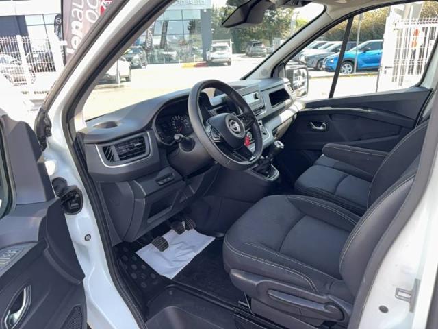 Nissan Primastar image 7