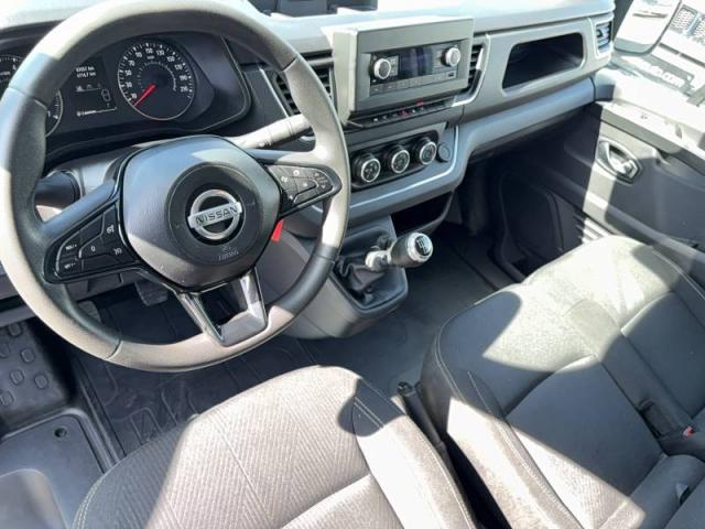 Nissan Primastar image 2