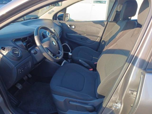 Renault Captur image 1