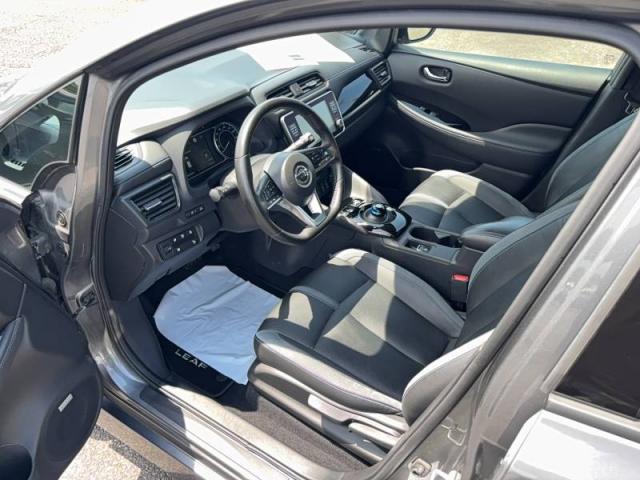 Nissan Leaf image 5