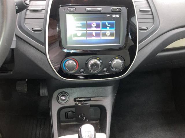 Renault Captur image 2