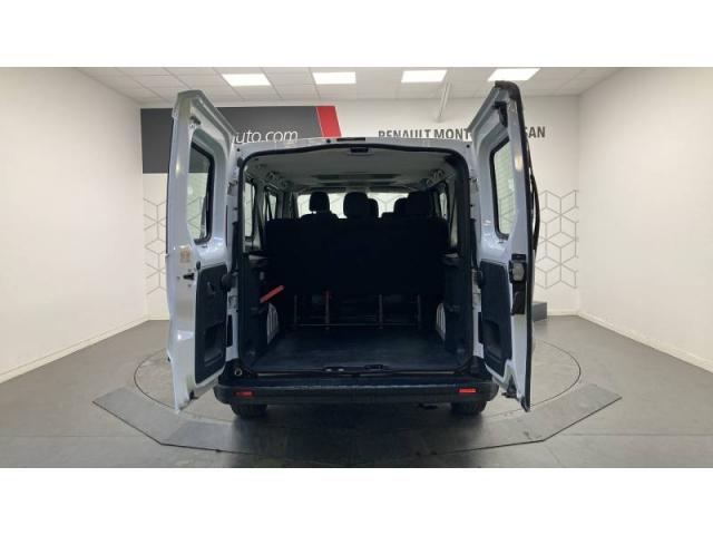 Renault Trafic image 8