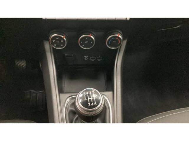 Renault Captur image 2