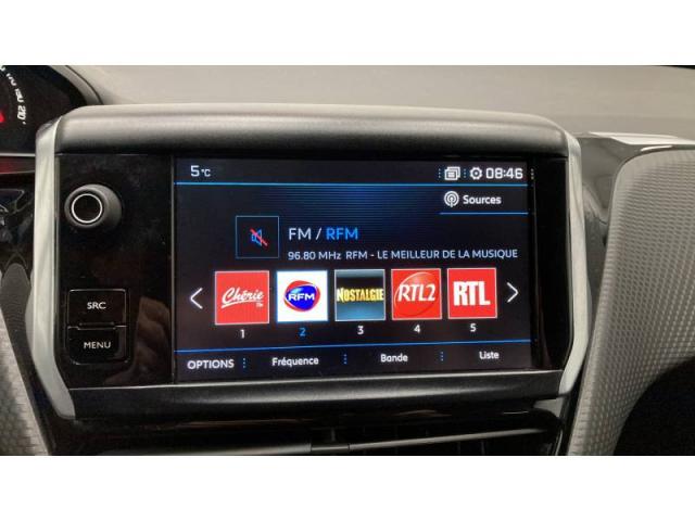 Peugeot 2008 image 1