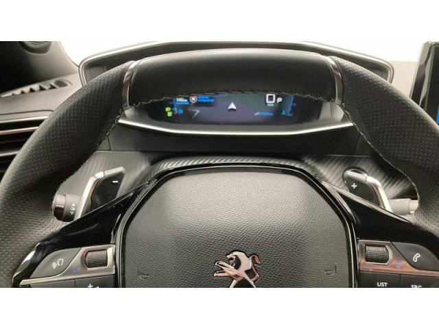 Peugeot 2008 image 3