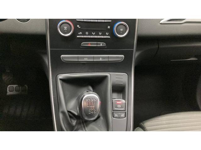 Renault Grand Scénic image 2