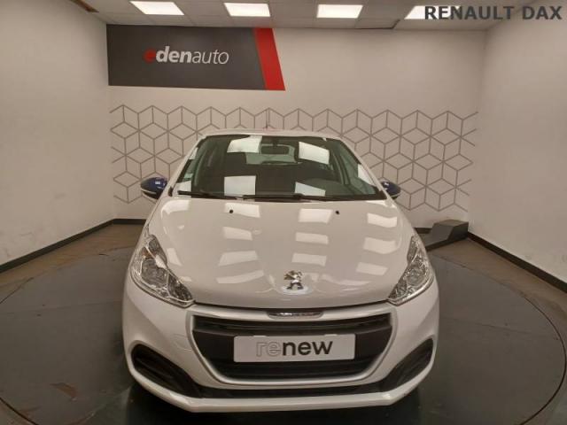 Peugeot 208 image 9