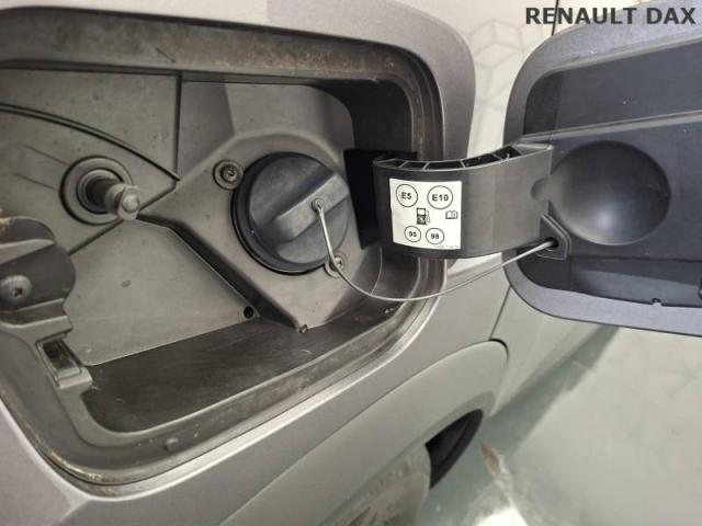 Renault Captur image 8