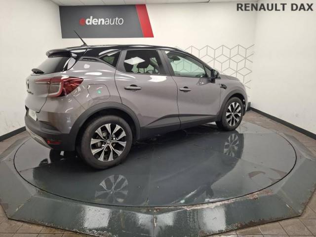 Renault Captur image 2