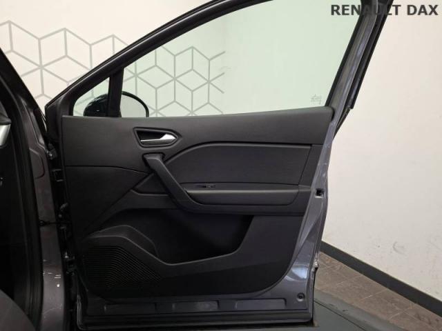 Renault Captur image 1