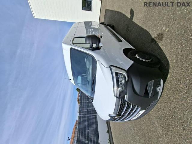 Renault Master image 1