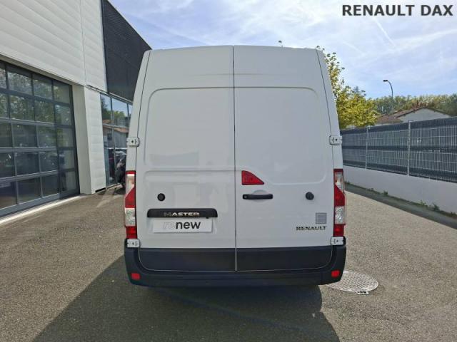 Renault Master image 2