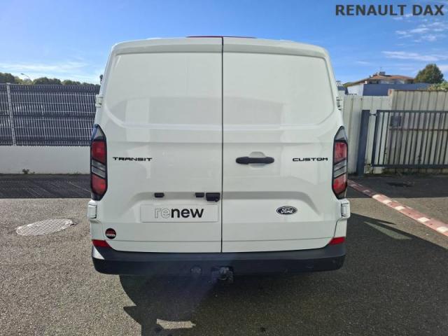 Ford Transit image 7